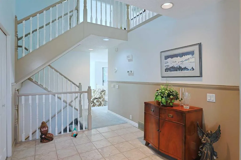 1901 Varsity Estates Drive NW, #18