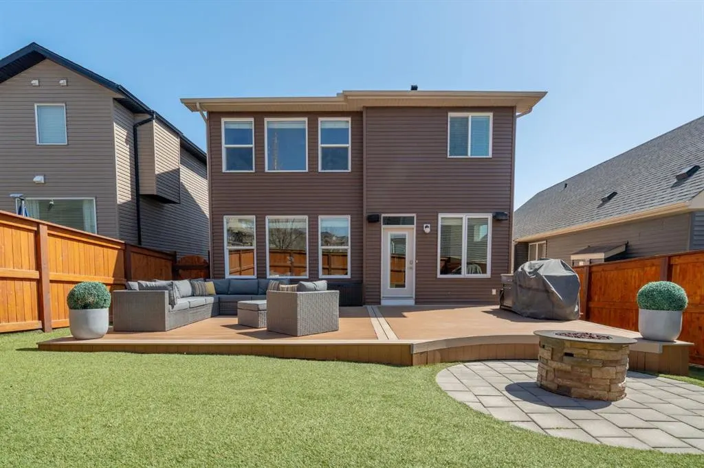 15 Nolanshire Crescent NW