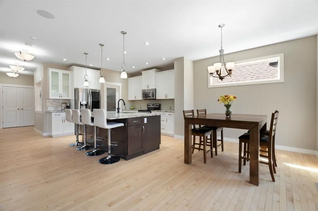 15 Nolanshire Crescent NW