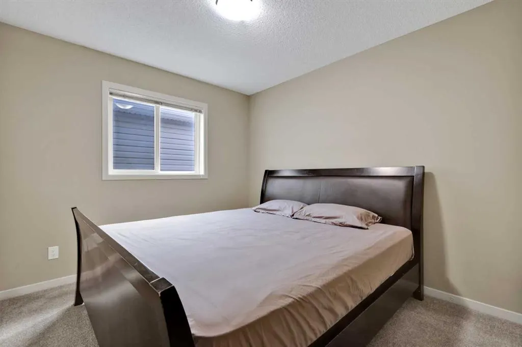 164 REUNION Grove NW