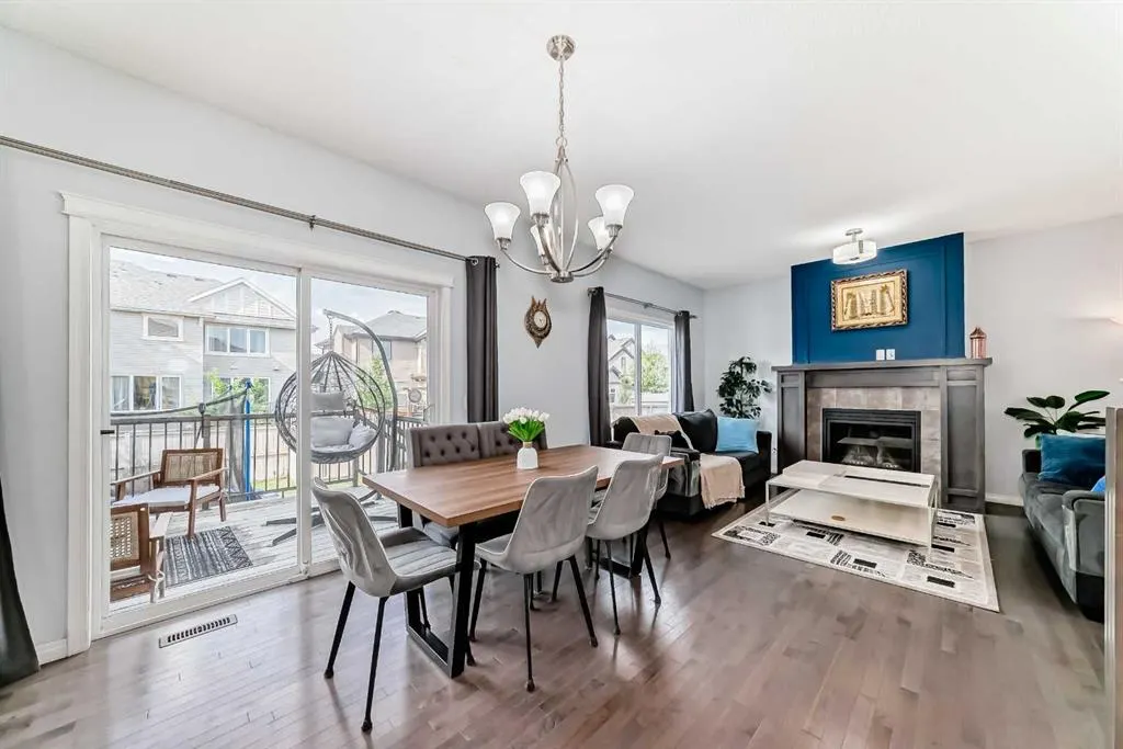 2357 Baywater Crescent SW