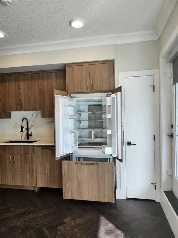 370 Dieppe Drive SW, #315