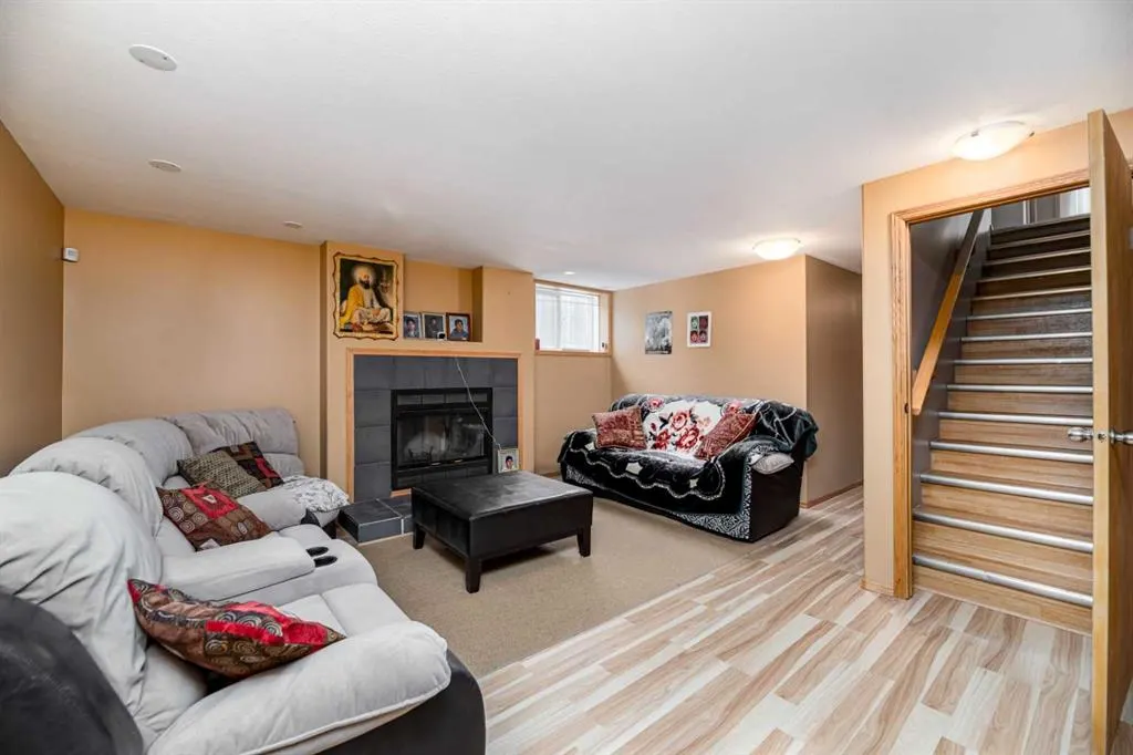 625 Lancaster Drive