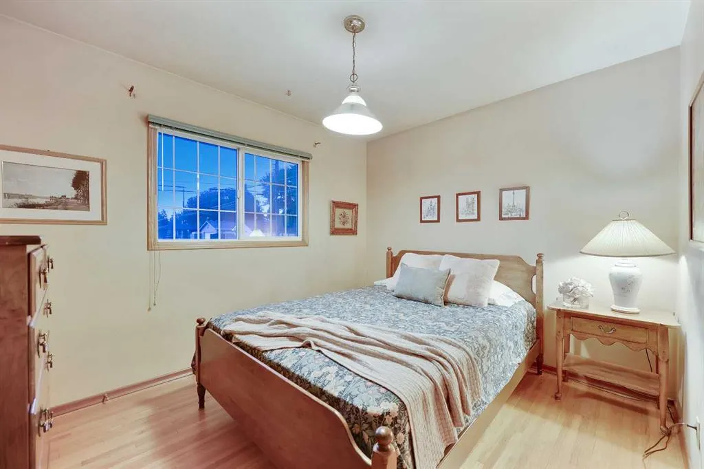 10 Glamorgan Drive SW