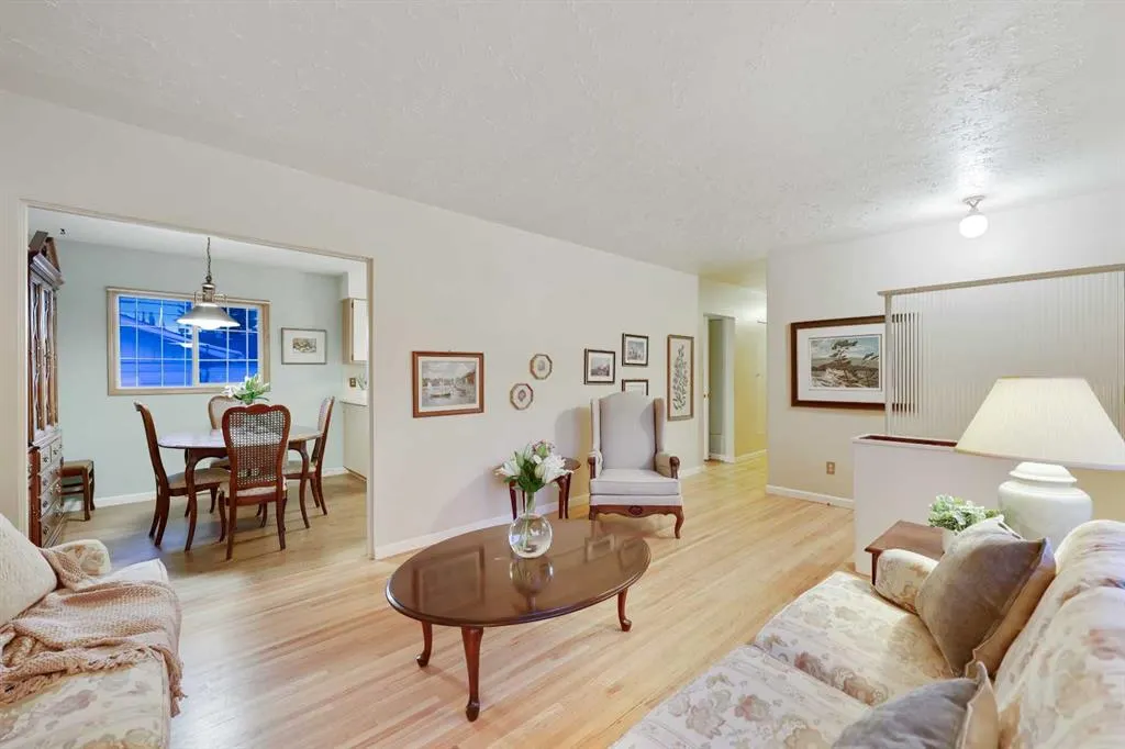 10 Glamorgan Drive SW