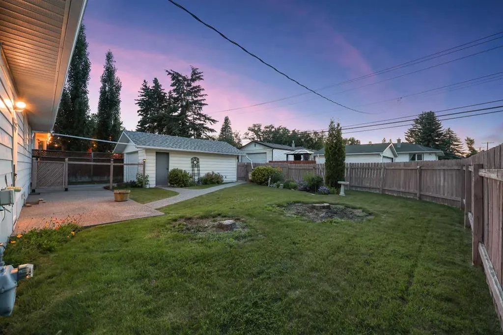 10 Glamorgan Drive SW