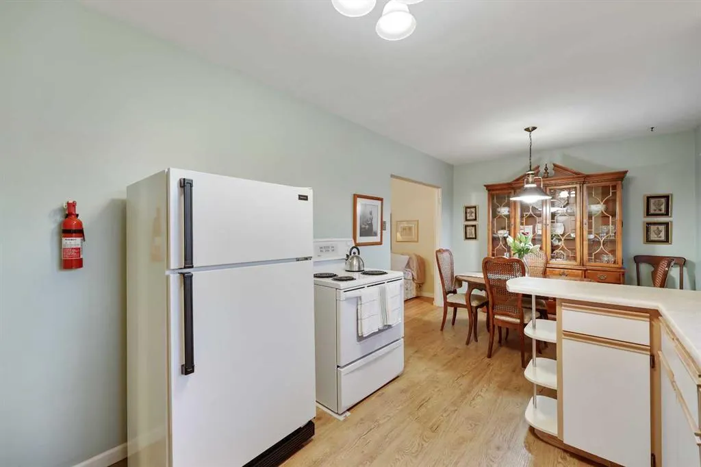 10 Glamorgan Drive SW
