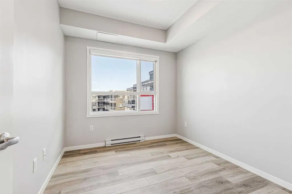 40 Carrington Plaza NW, #420