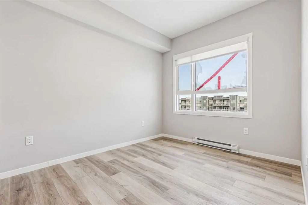40 Carrington Plaza NW, #420