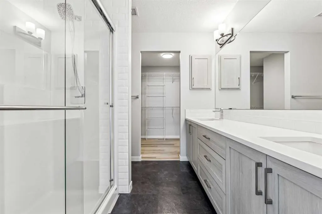 40 Carrington Plaza NW, #420