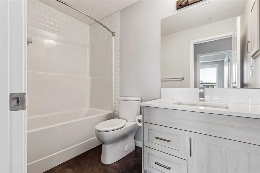 40 Carrington Plaza NW, #420