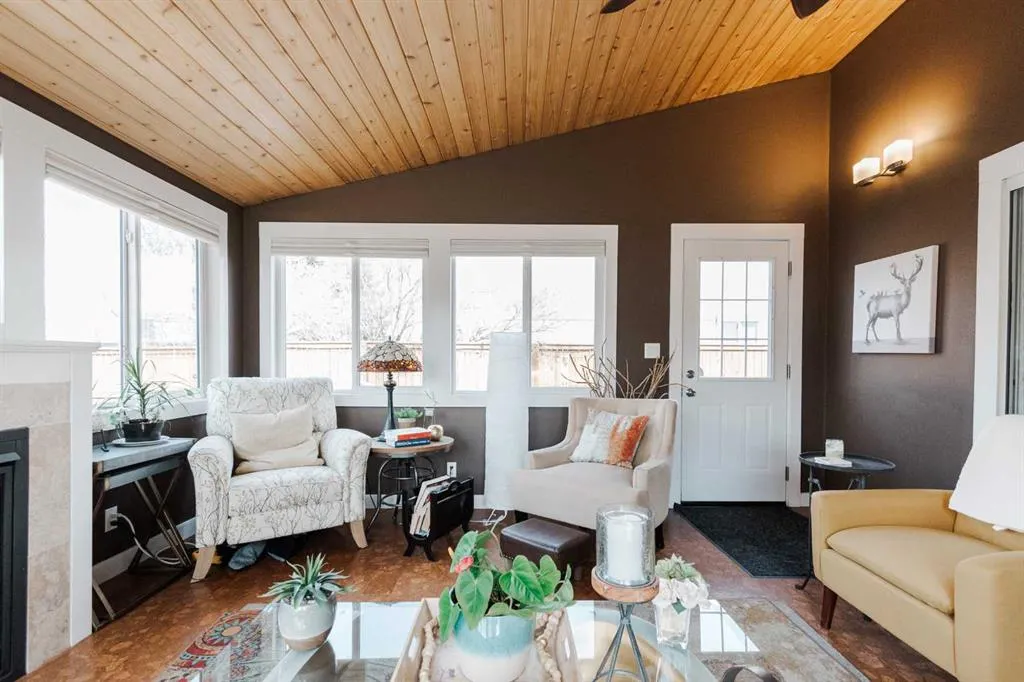 609 Timberline Drive