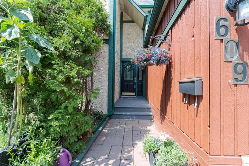609 Timberline Drive