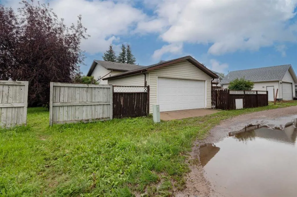 328 Maple Tree Way