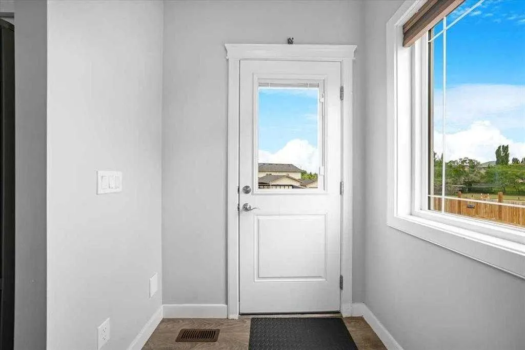 149 RAVENSTERN Crescent SE