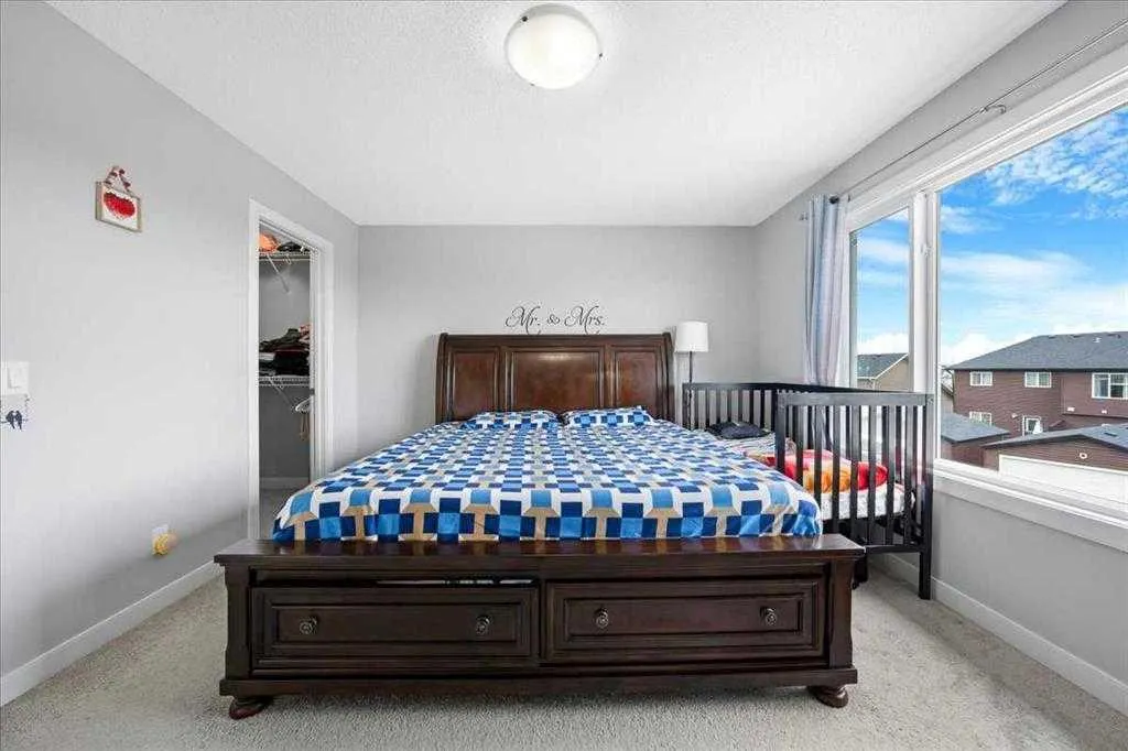 149 RAVENSTERN Crescent SE