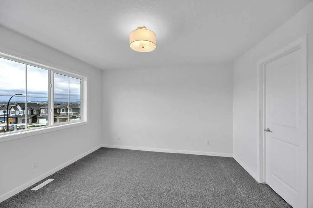 454 & 458 Carringvue Grove