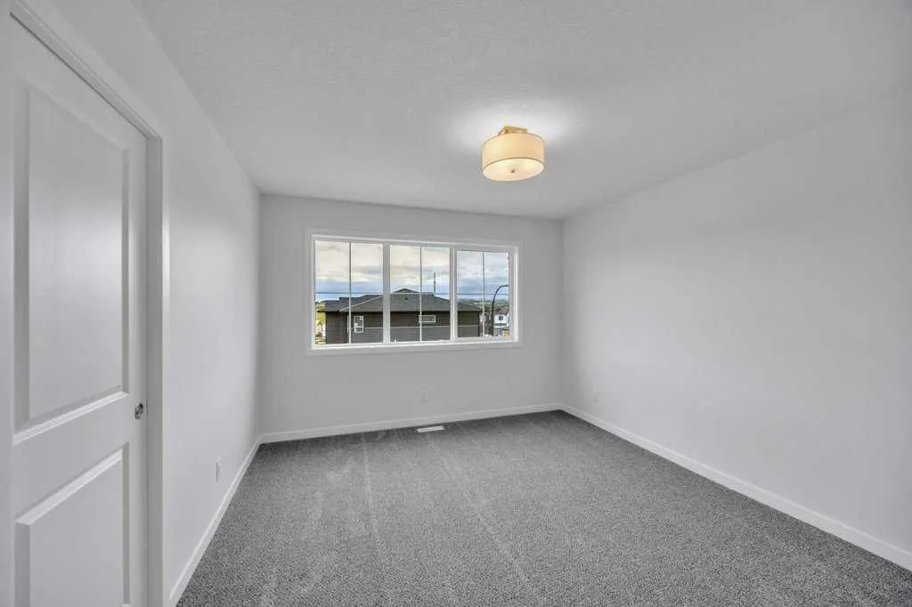 454 & 458 Carringvue Grove