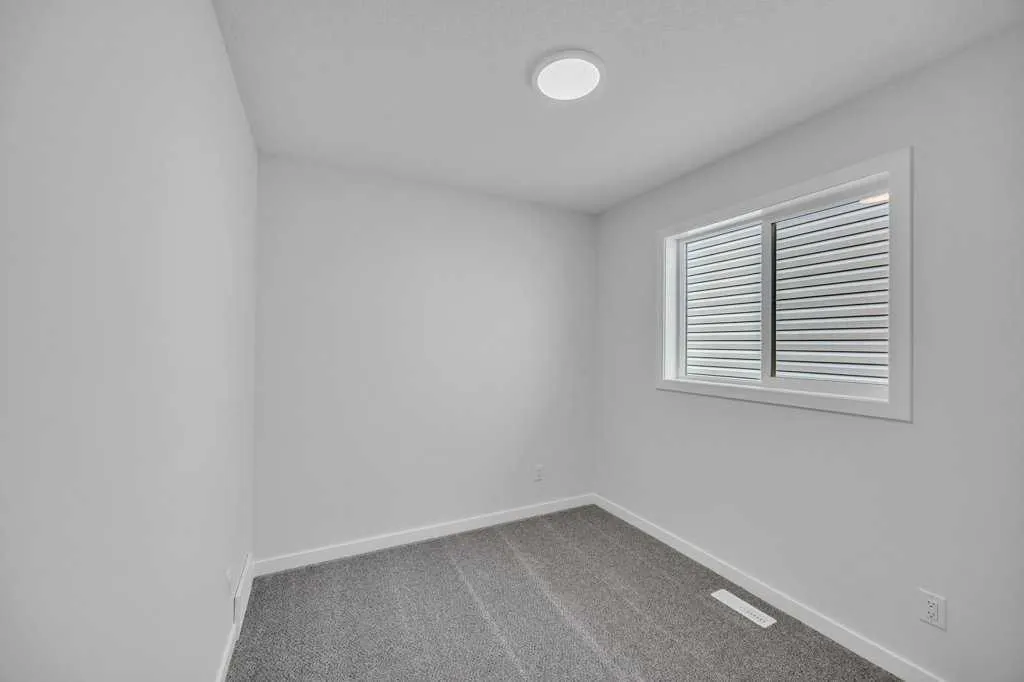 454 & 458 Carringvue Grove