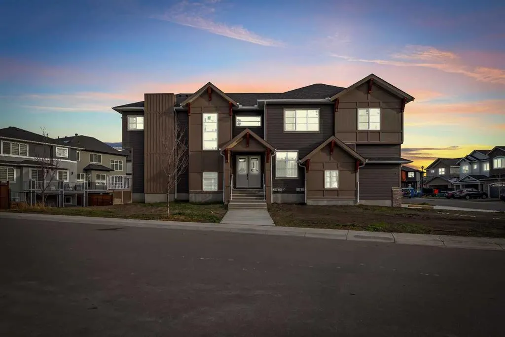 203 KINNIBURGH Place