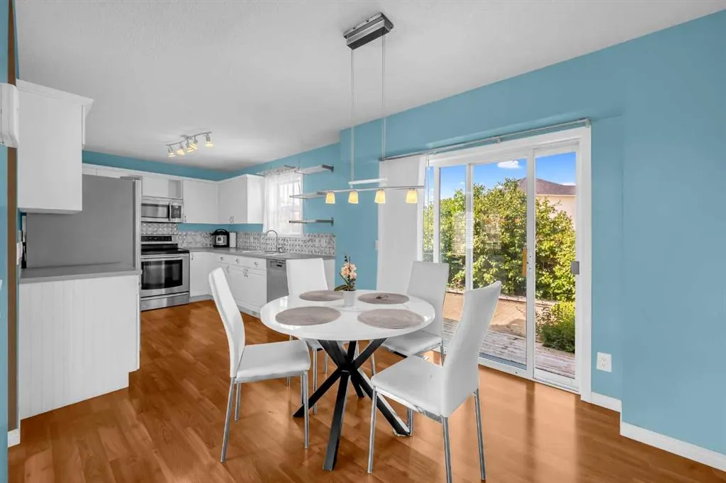 42 Martha's Haven Manor NE