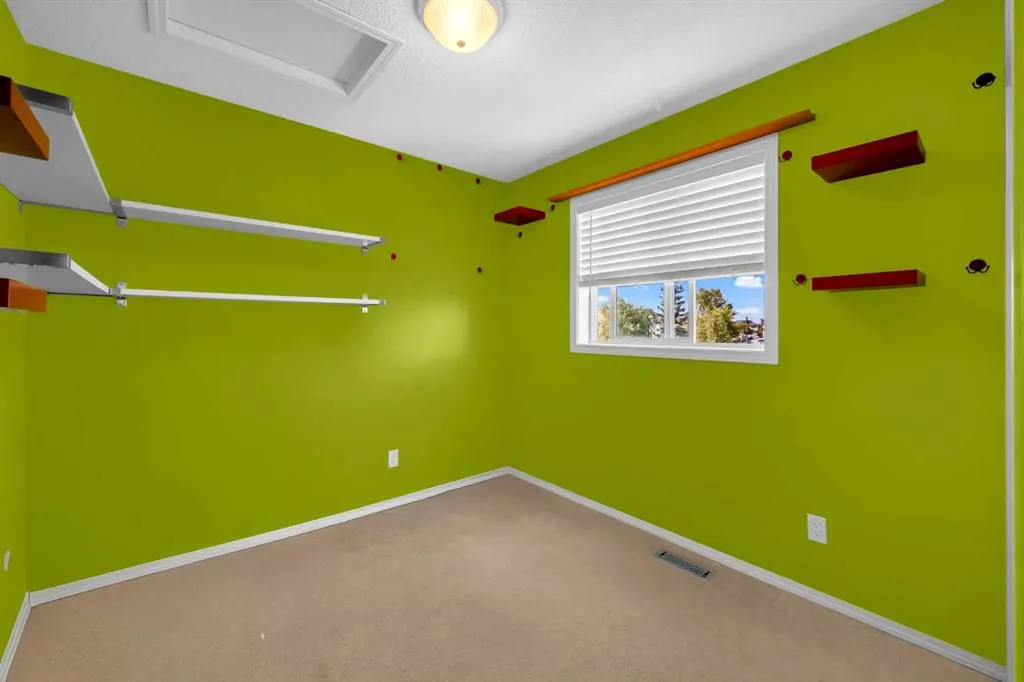 42 Martha's Haven Manor NE