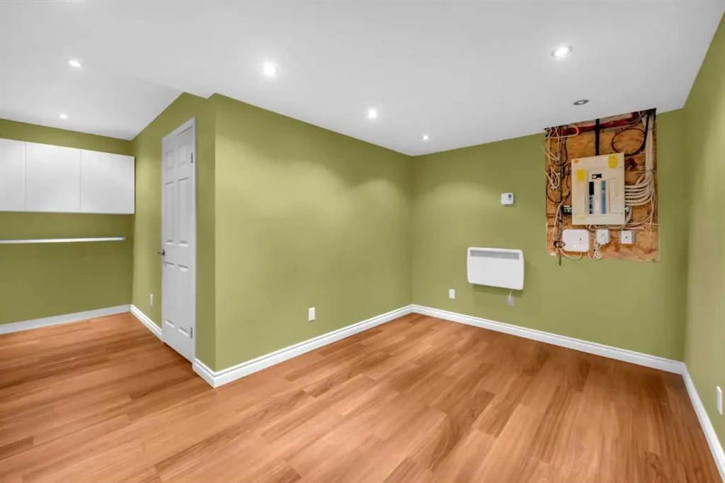 42 Martha's Haven Manor NE