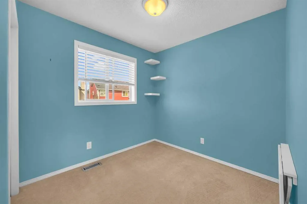 42 Martha's Haven Manor NE