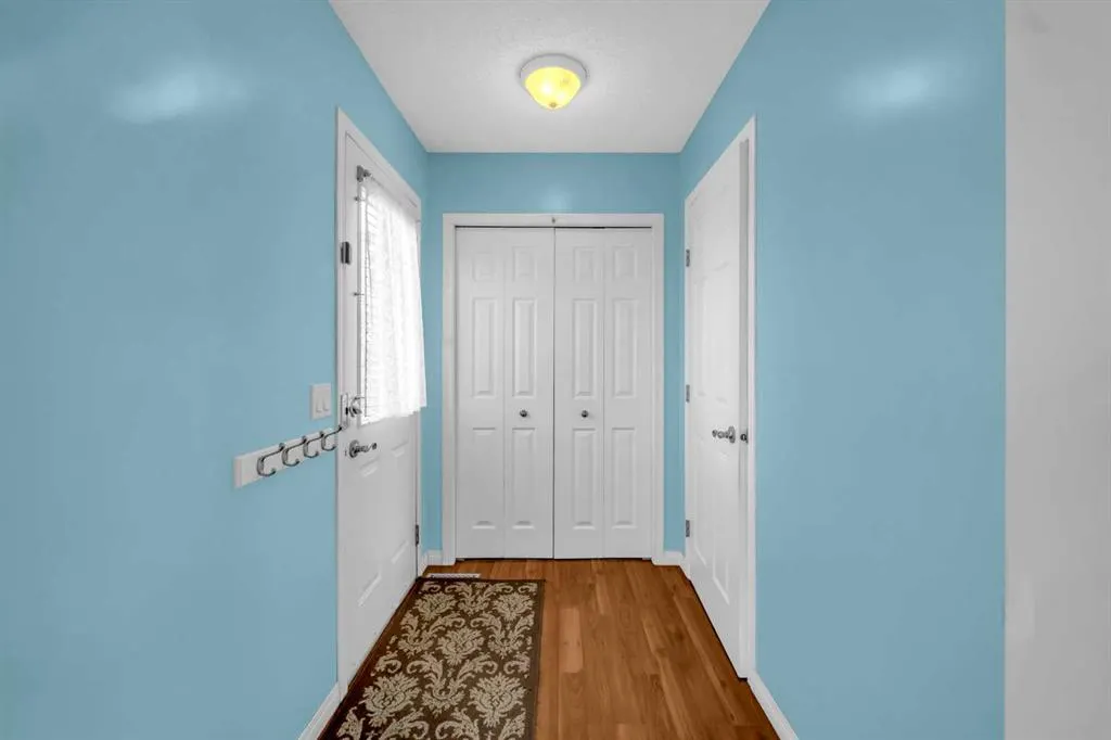 42 Martha's Haven Manor NE