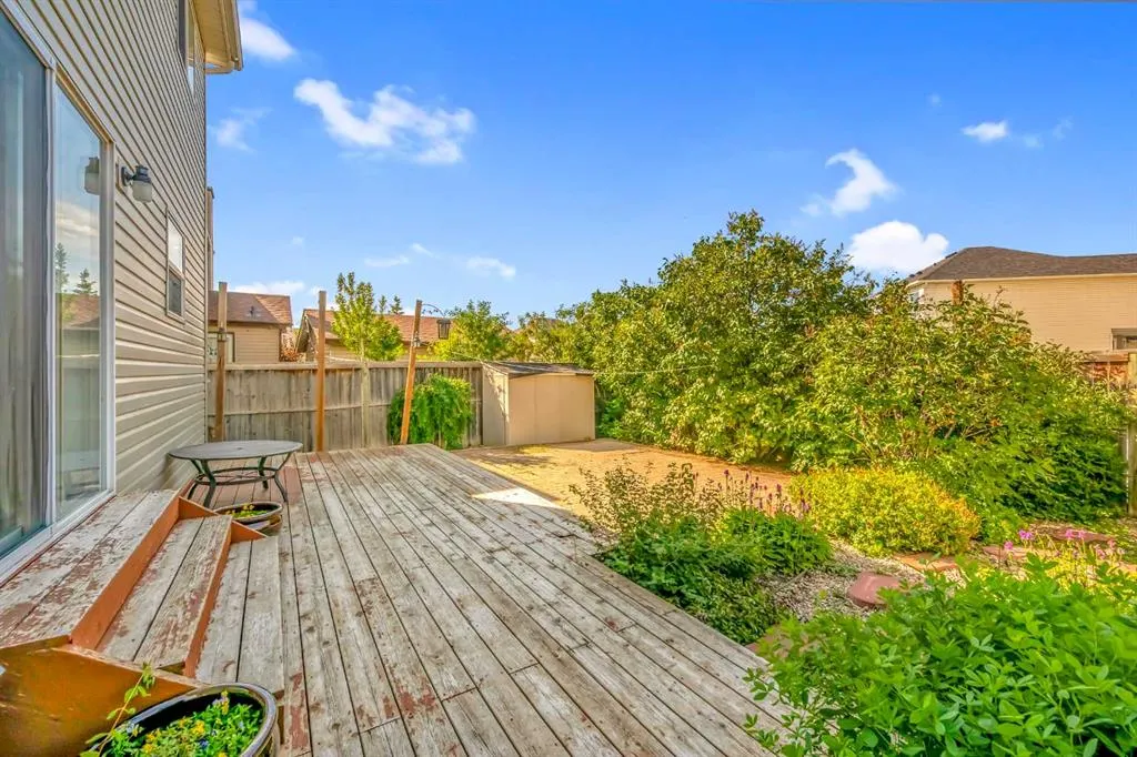 42 Martha's Haven Manor NE