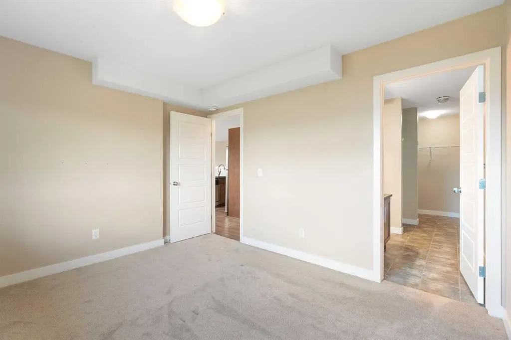 2781 Chinook Winds Drive SW, #3304
