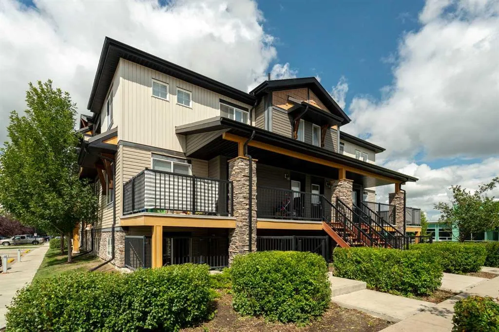 2781 Chinook Winds Drive SW, #3304