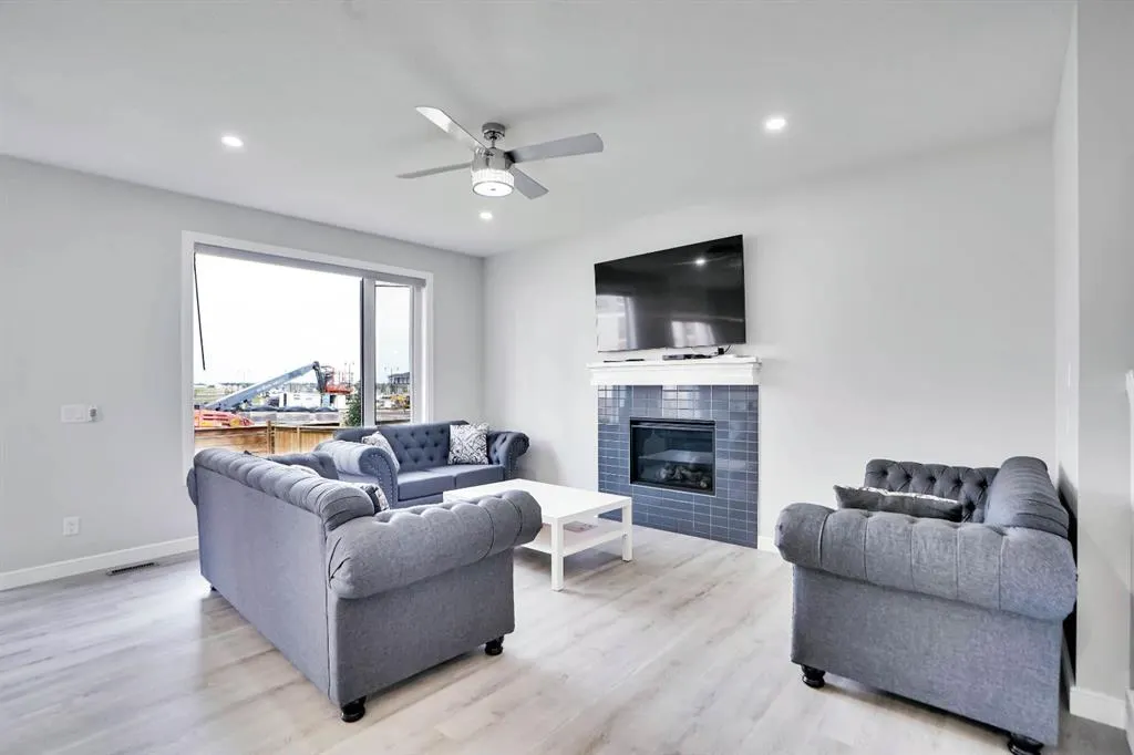 367 Dawson Harbour Court