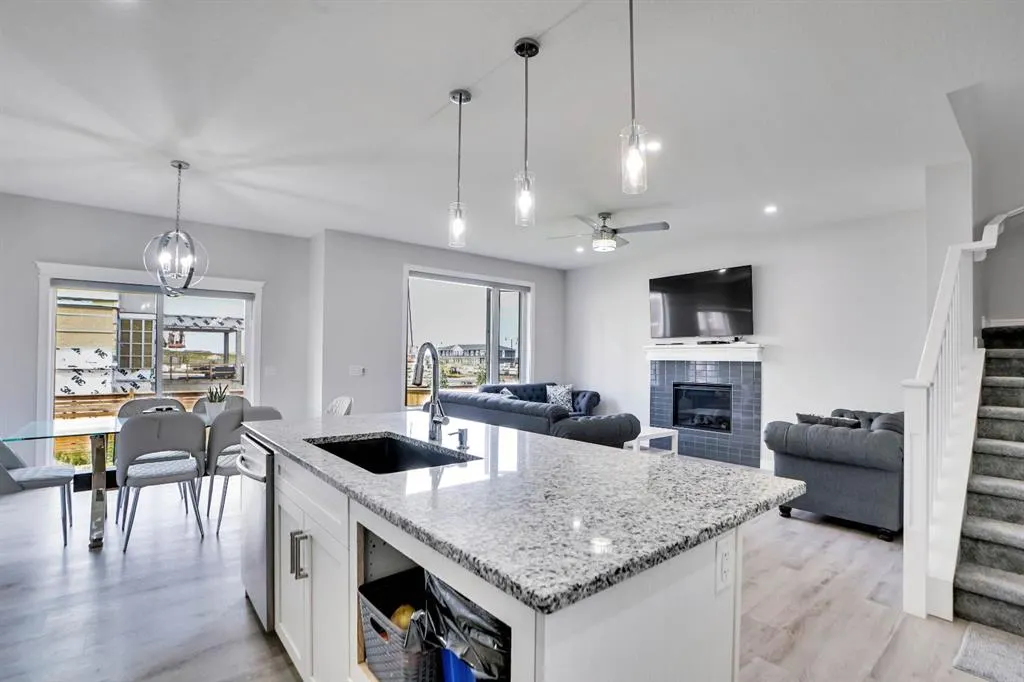 367 Dawson Harbour Court