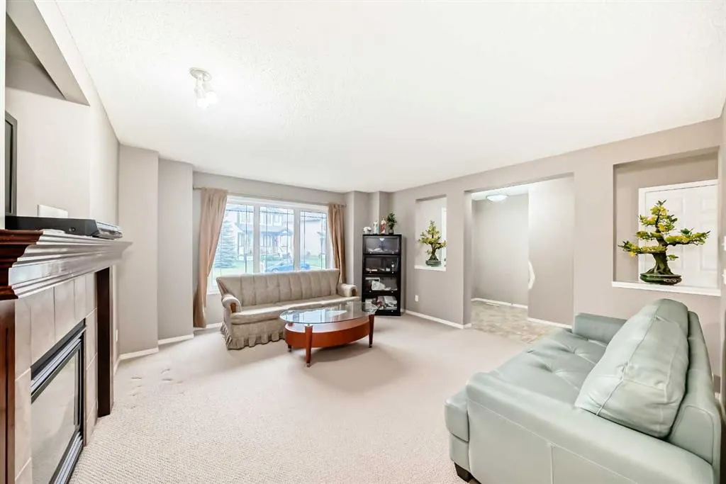 135 Copperstone Grove SE