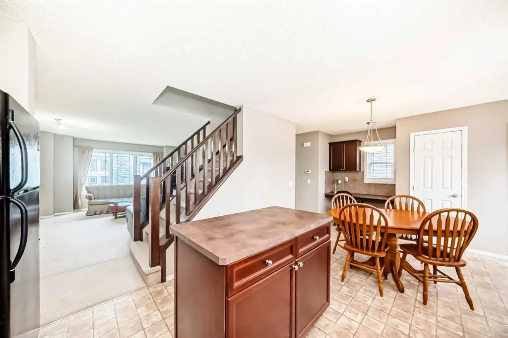 135 Copperstone Grove SE