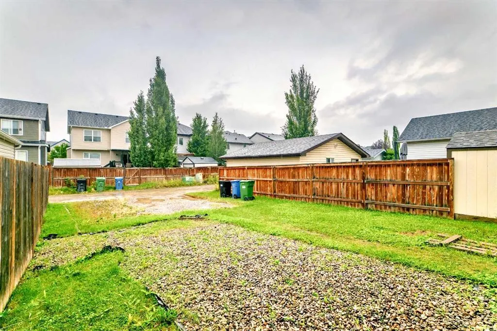 135 Copperstone Grove SE