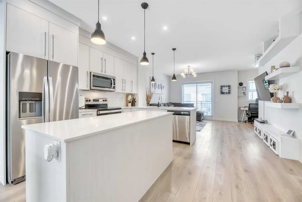 72 Cornerstone Manor NE, #513