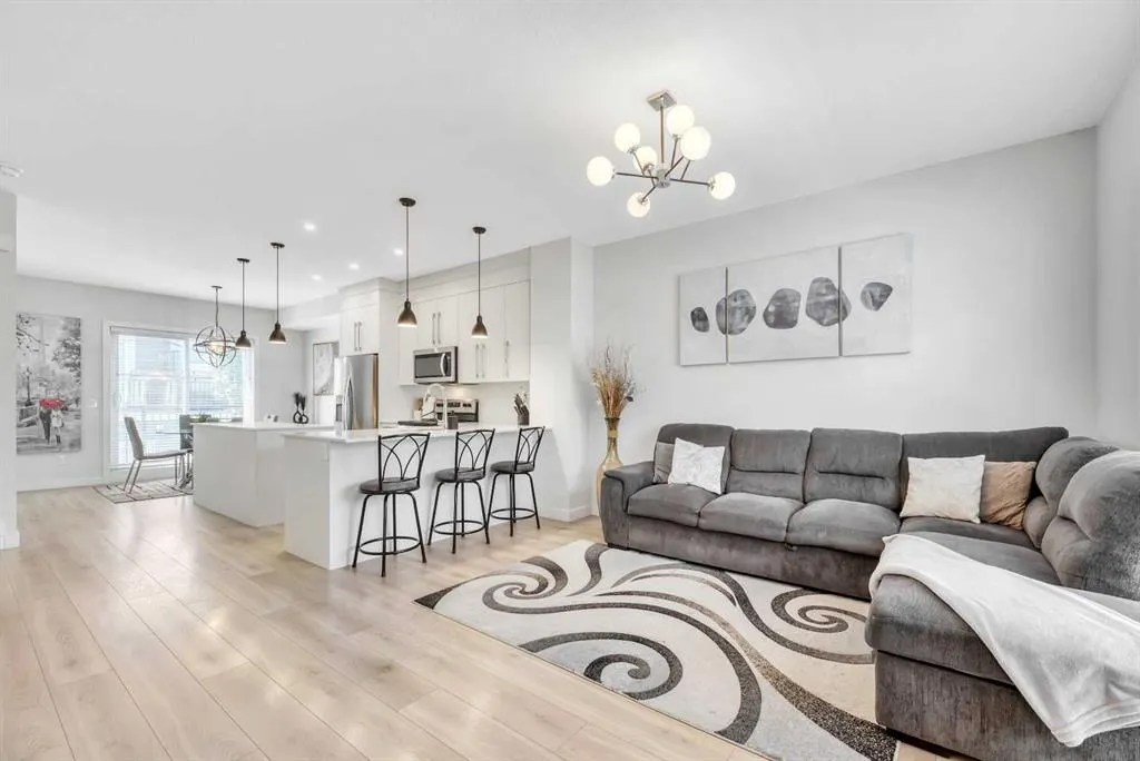72 Cornerstone Manor NE, #513