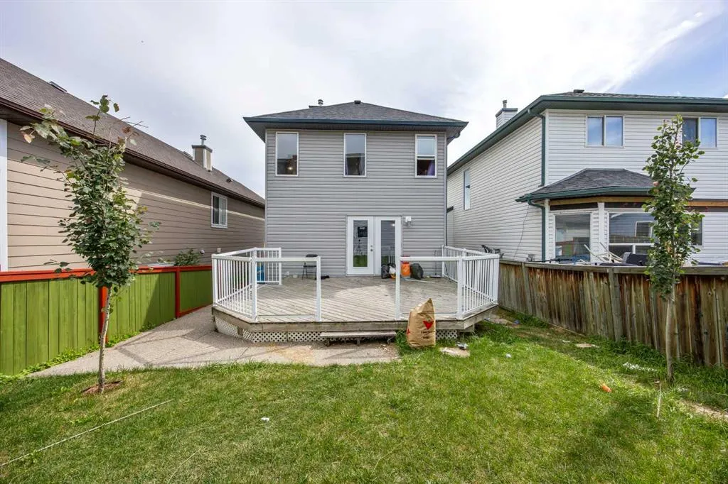 78 Tarington Place NE