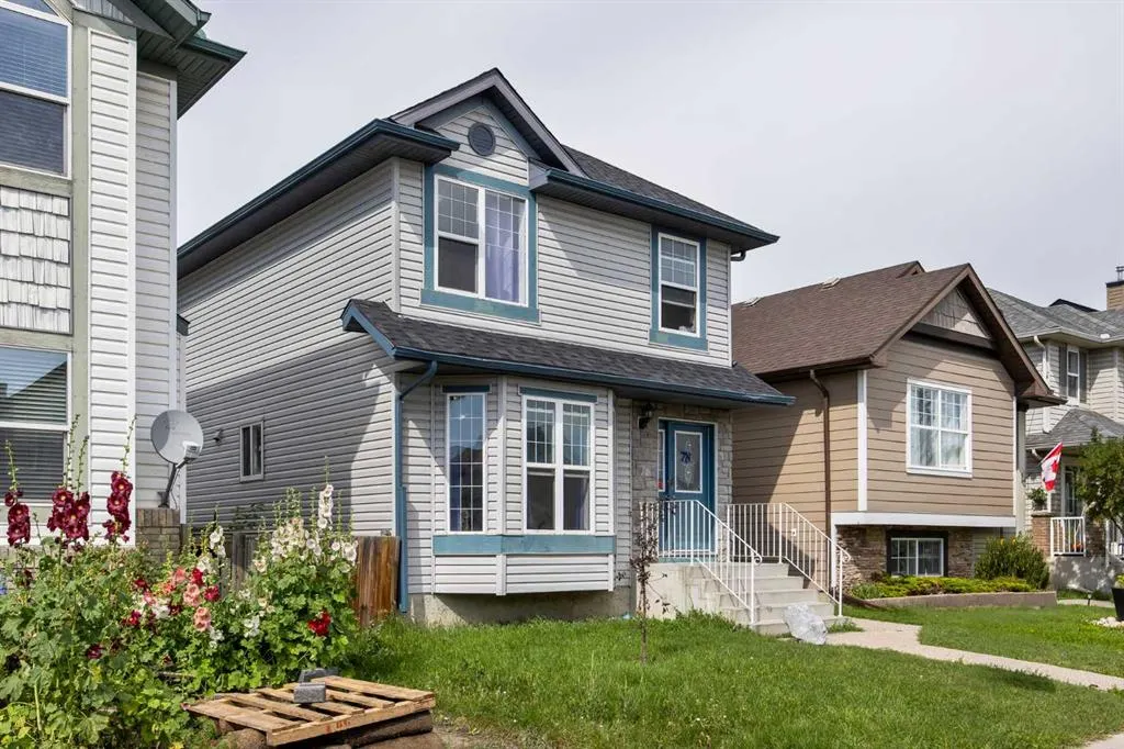 78 Tarington Place NE