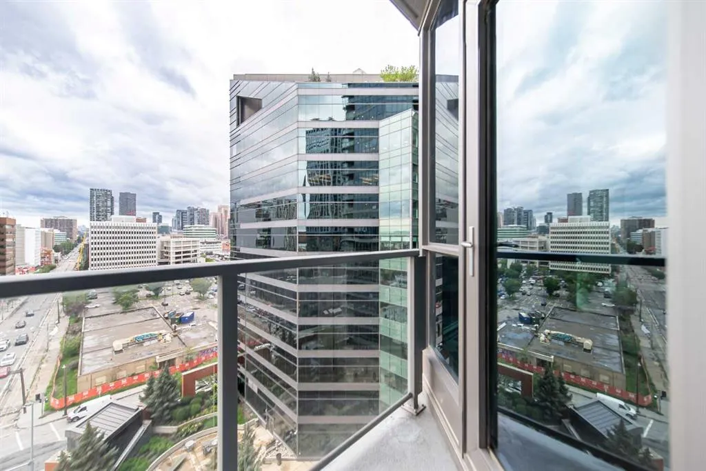 220 12 Avenue SE, #1001
