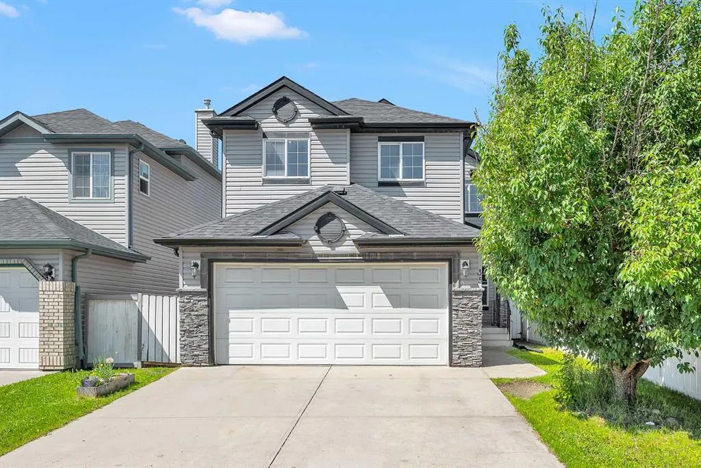 35 Saddlehorn Crescent NE