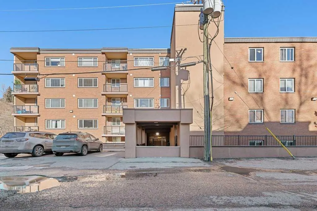 728 3 Avenue NW, #404