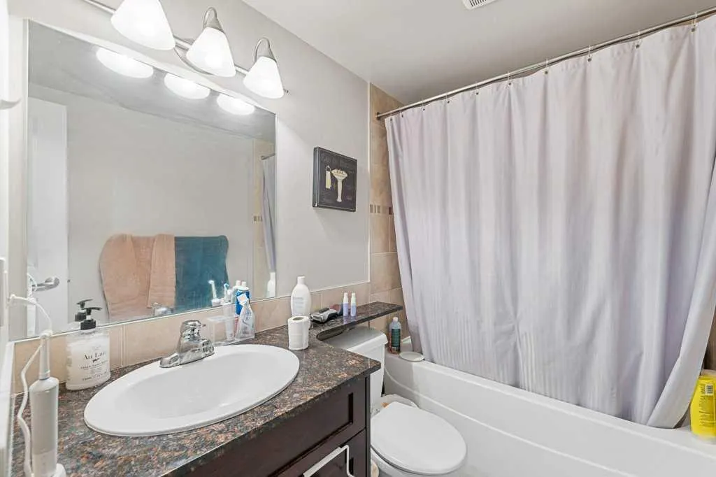728 3 Avenue NW, #404