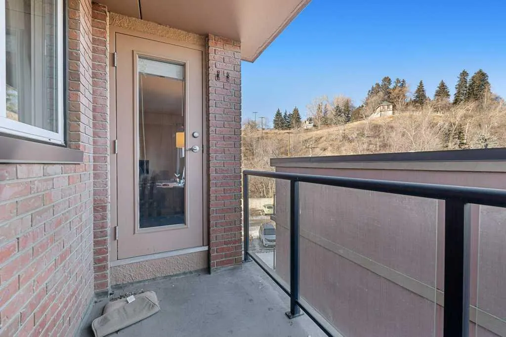 728 3 Avenue NW, #404
