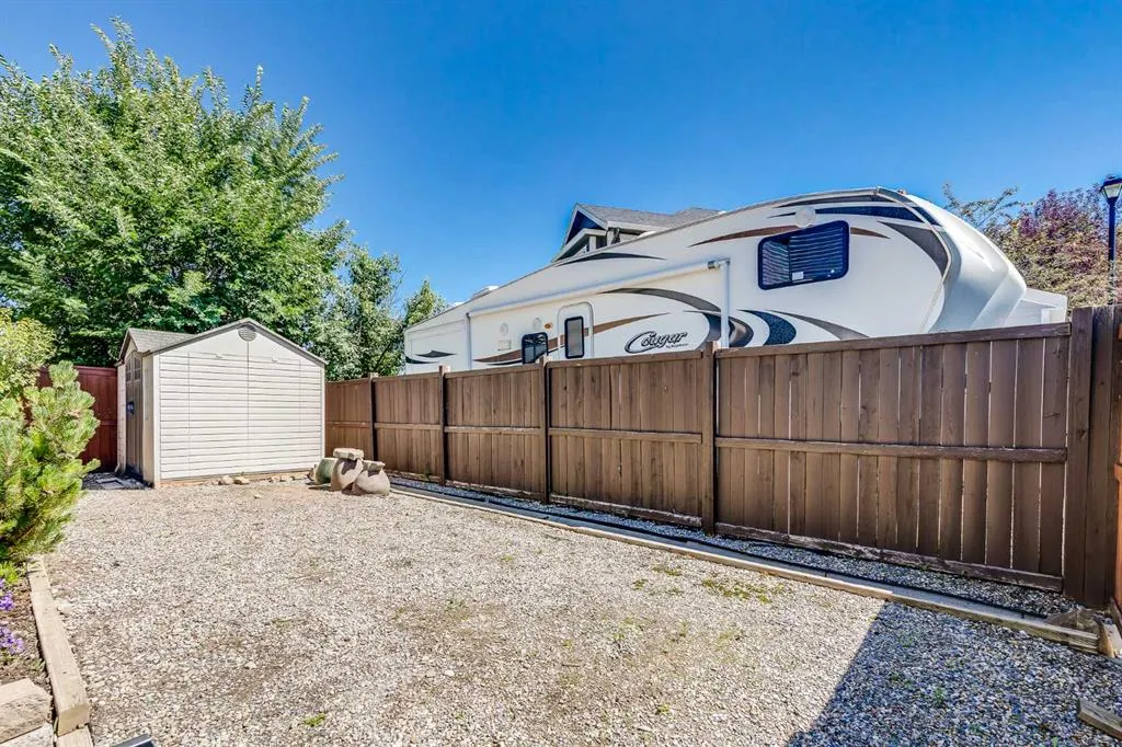 362 Williamstown Green NW