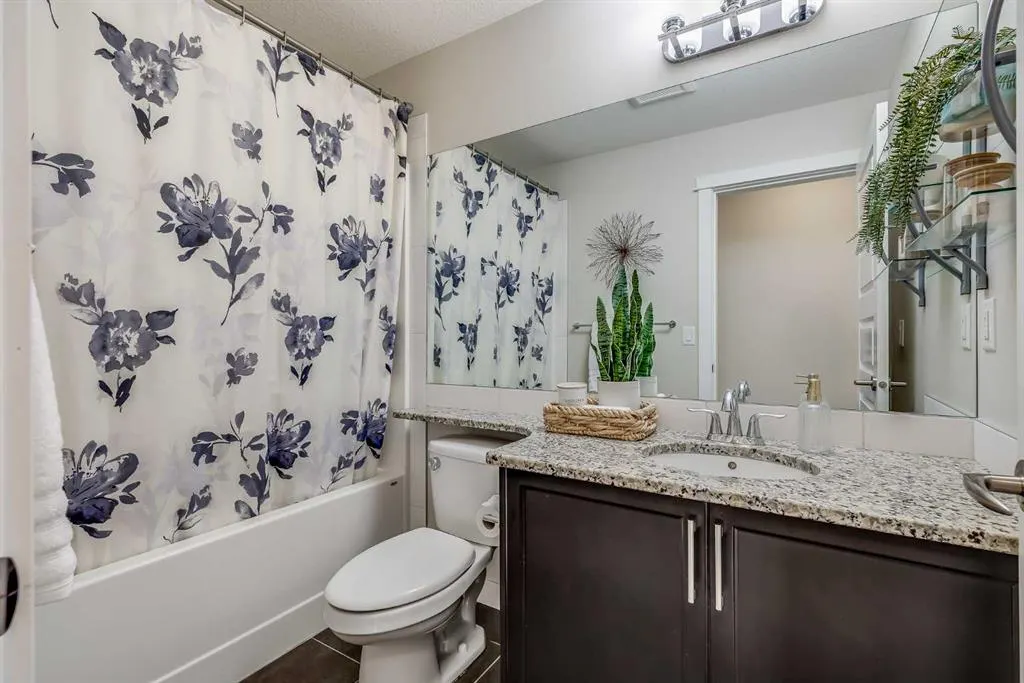 362 Williamstown Green NW