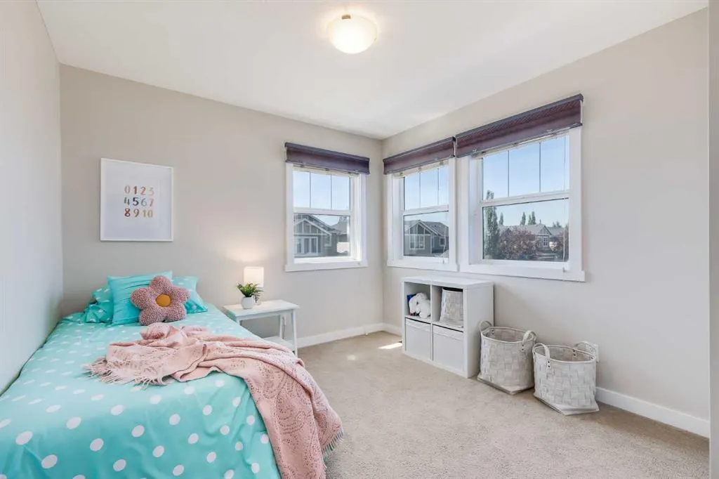 362 Williamstown Green NW
