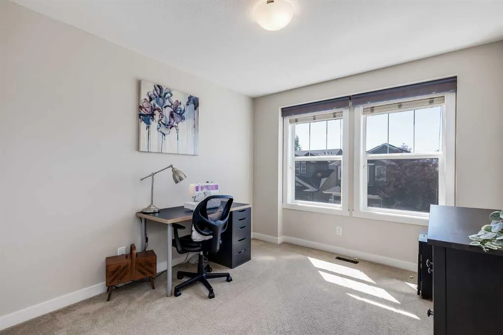 362 Williamstown Green NW